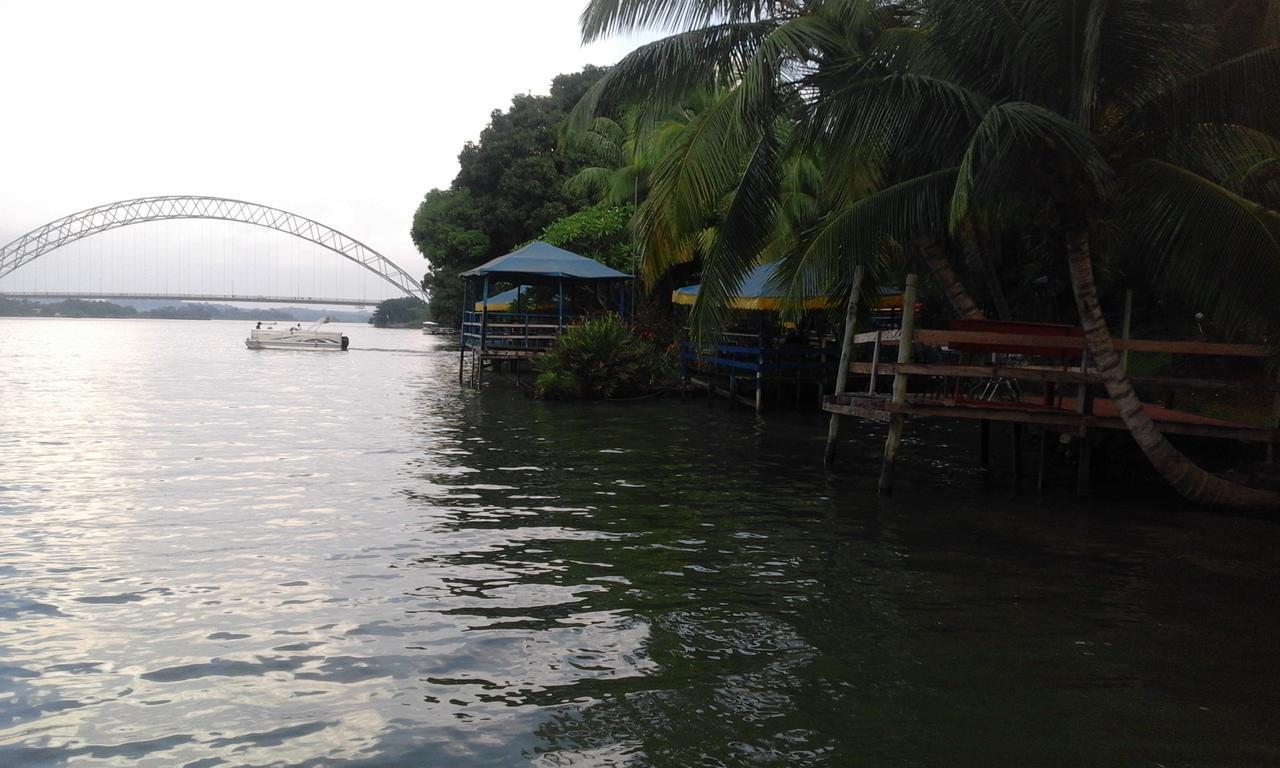 Готель Aylos Bay Akosombo Екстер'єр фото