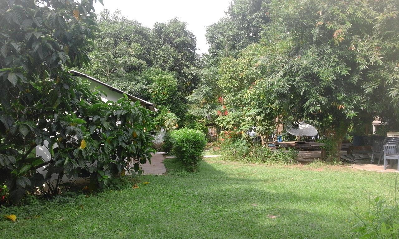 Готель Aylos Bay Akosombo Екстер'єр фото